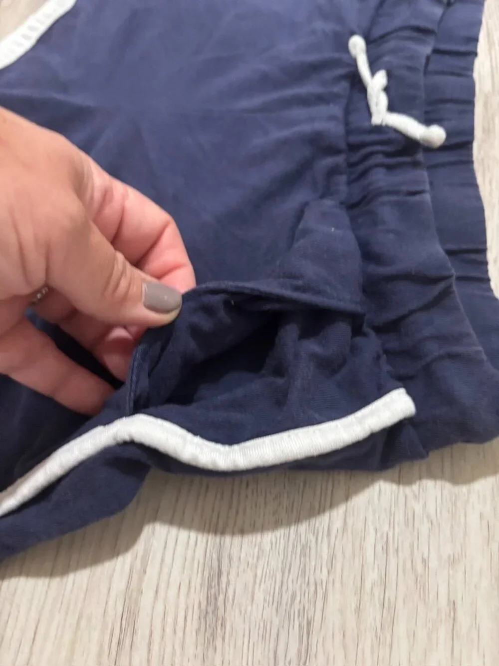 Old Navy Navy Dolphin Lounge Shorts Girls XL (14–16)